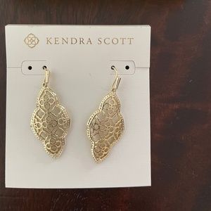 Kendra Scott Abbie Drop Gold